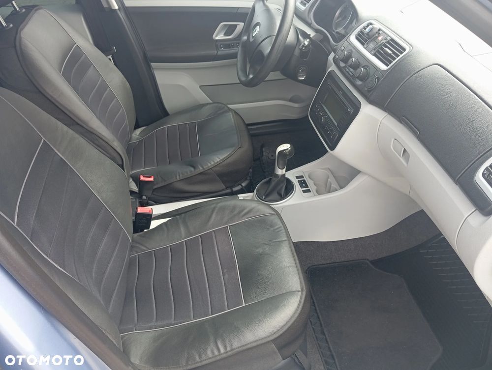 Skoda Roomster 1.6 16V Scout PLUS EDITION - 16