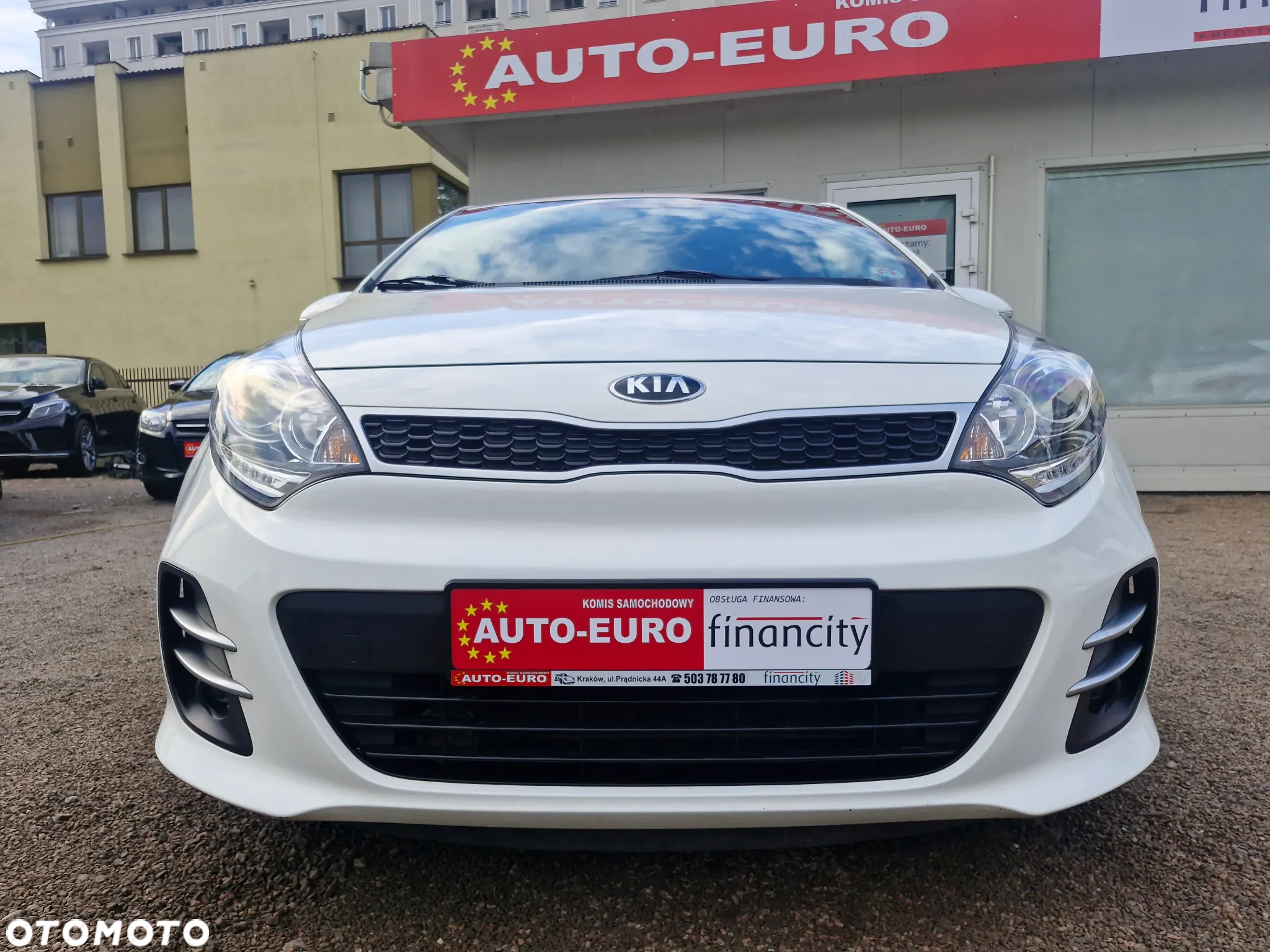 Kia Rio 1.2 Fifa World Cup Edition - 9