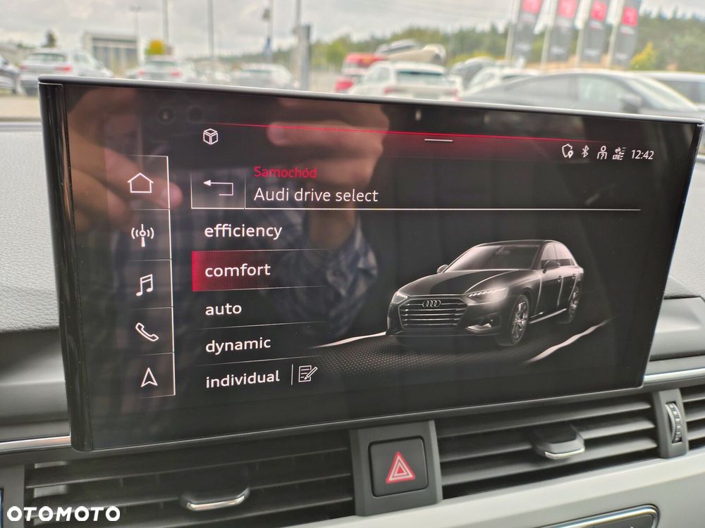 Audi A4 Limousine - 35