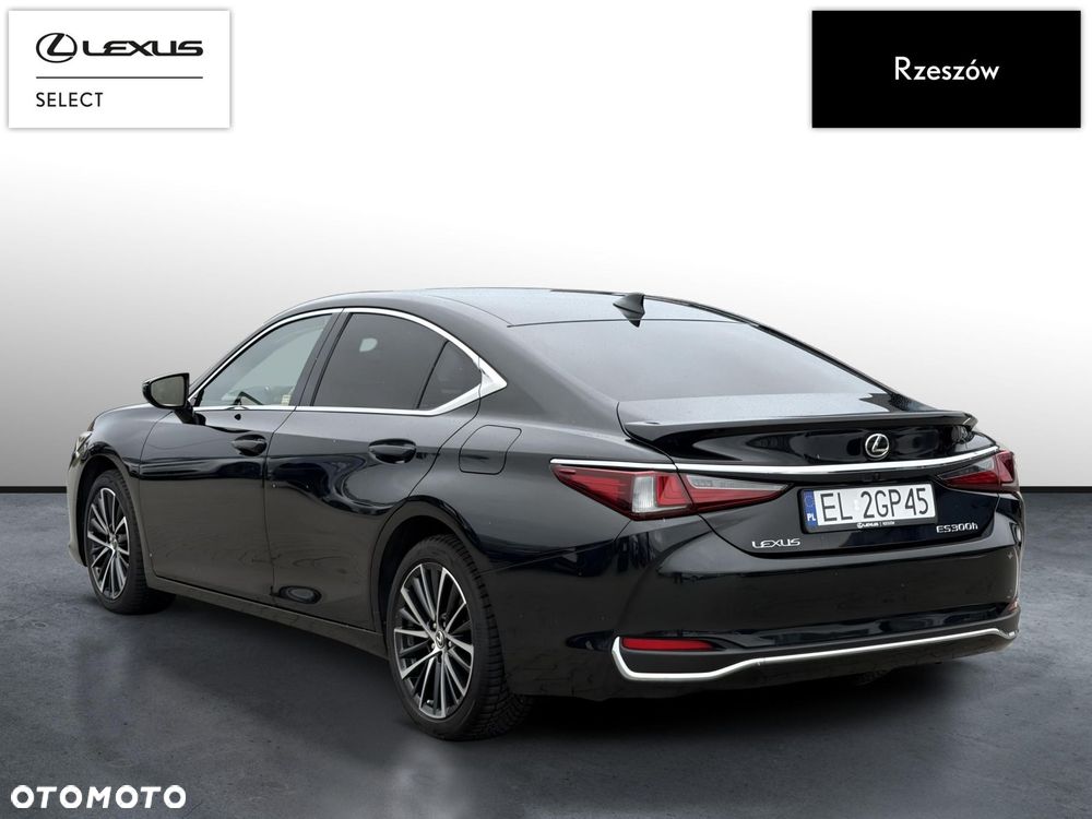 Lexus ES 300h Business Edition - 3
