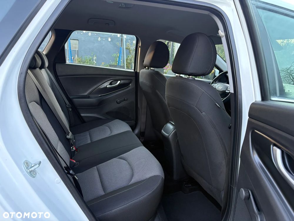 Hyundai i30 - 21