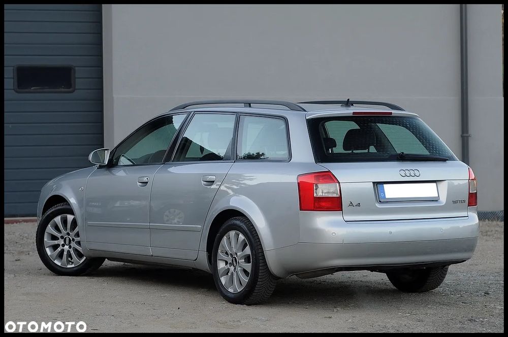 Audi A4 Avant - 22