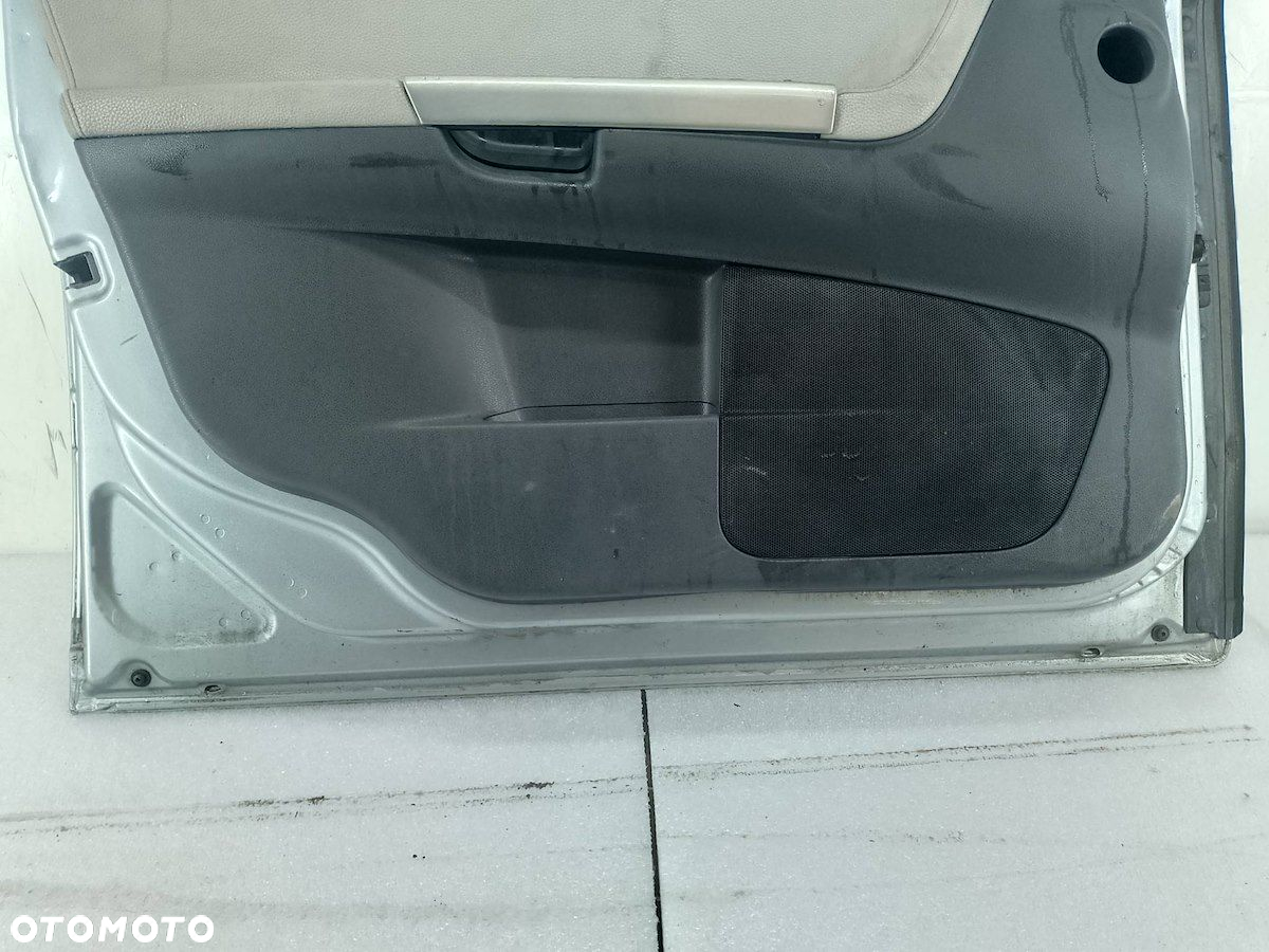 DRZWI LEWY PRZÓD VOLVO V50 477-46 KOMBI - 2