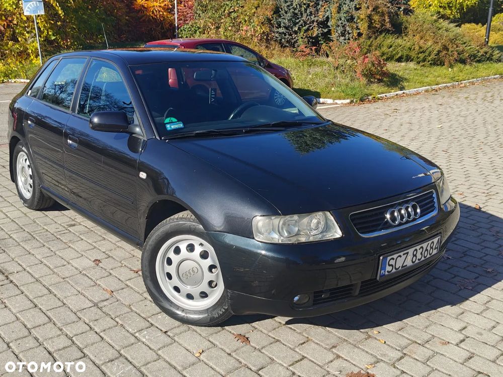 Audi A3 Sportback 1.6 Ambiente - 33