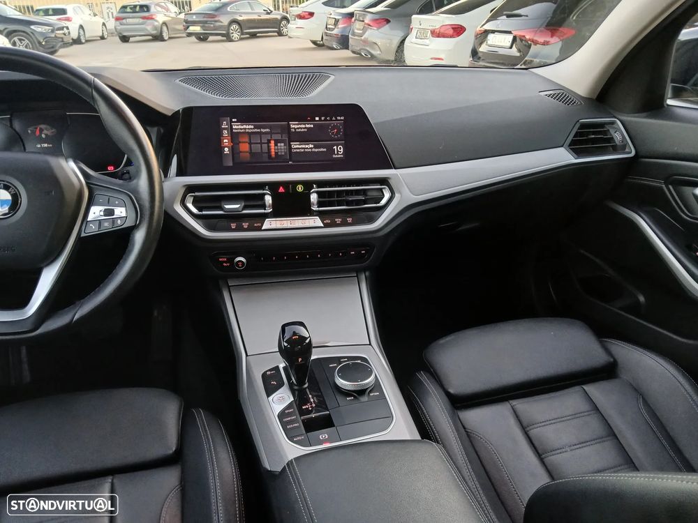 BMW 320 - 13