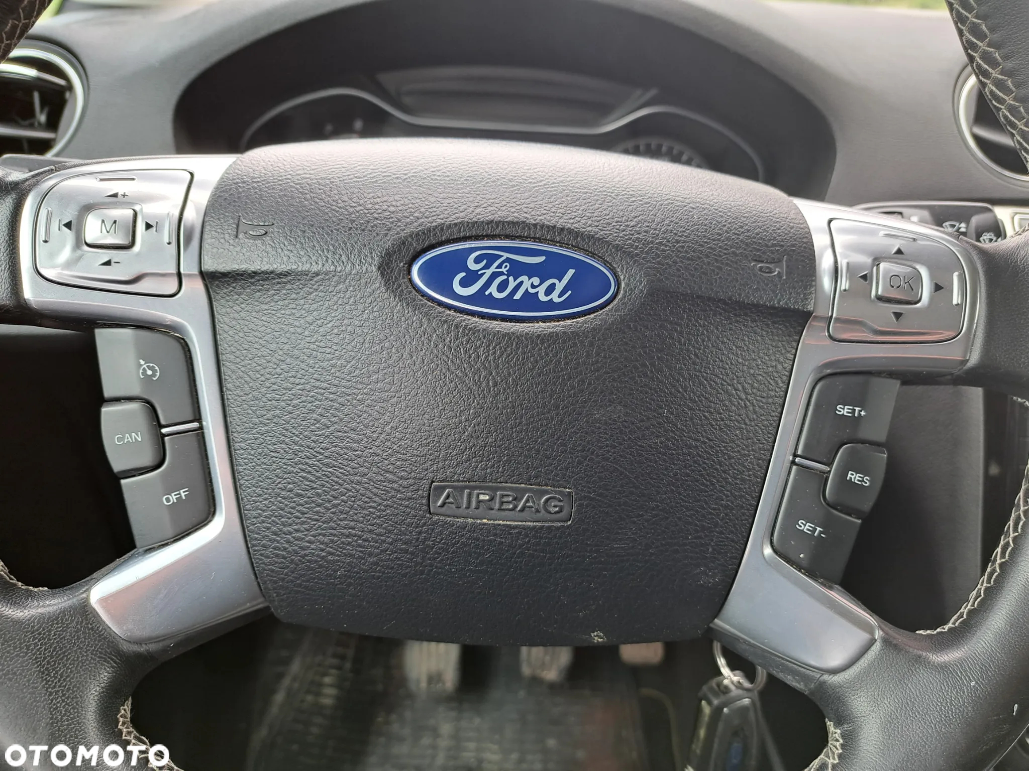 Ford Galaxy - 21