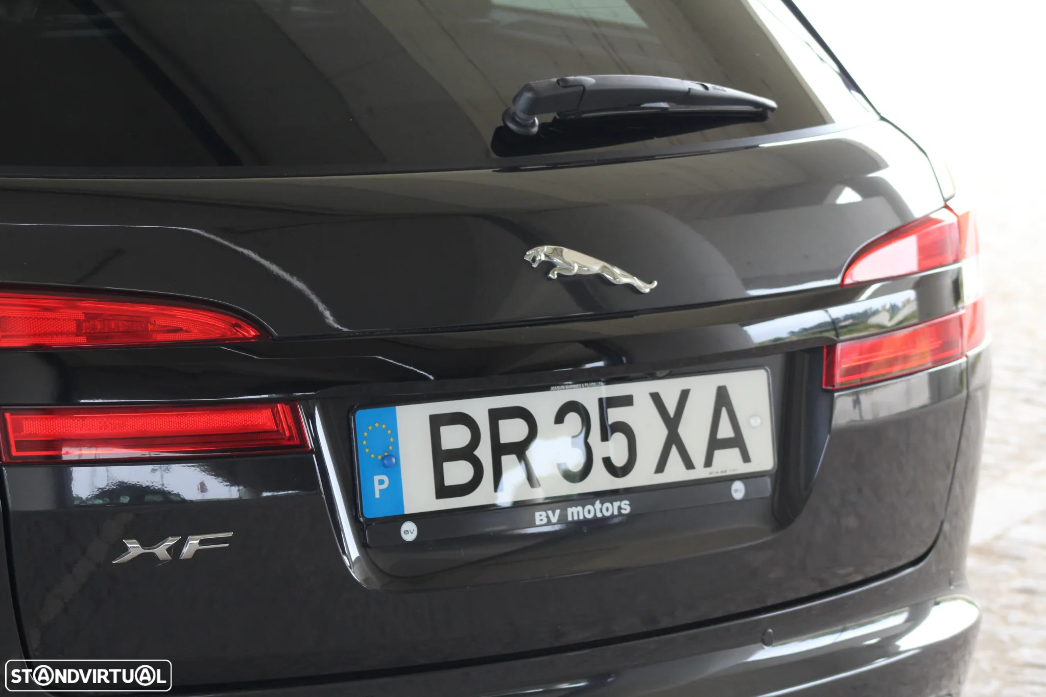 Jaguar XF Sportbrake 2.2 D R-Sport - 16