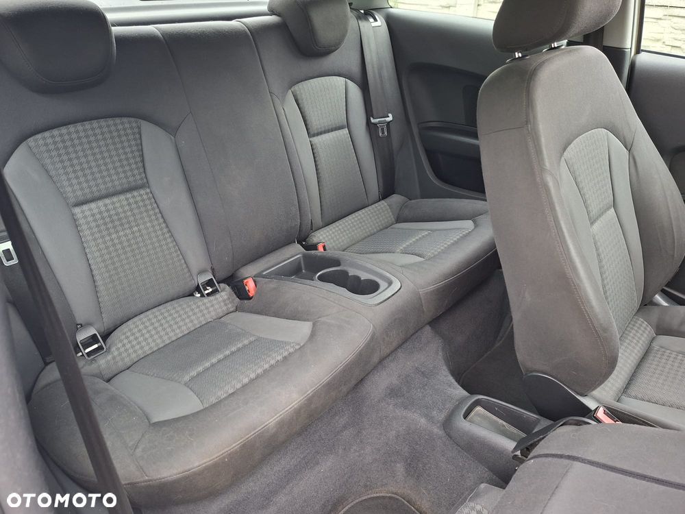 Audi A1 3-drzwiowe 1.6 TDI S line edition - 19