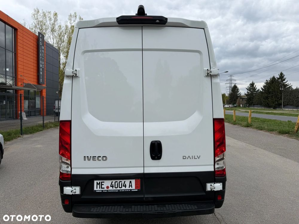Iveco Daily 35S140, 2.3 140KM, Zadbany - 9