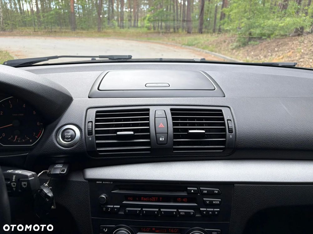 BMW Seria 1 116i - 17