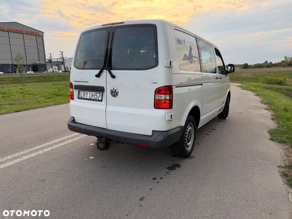 Volkswagen Transporter - 4