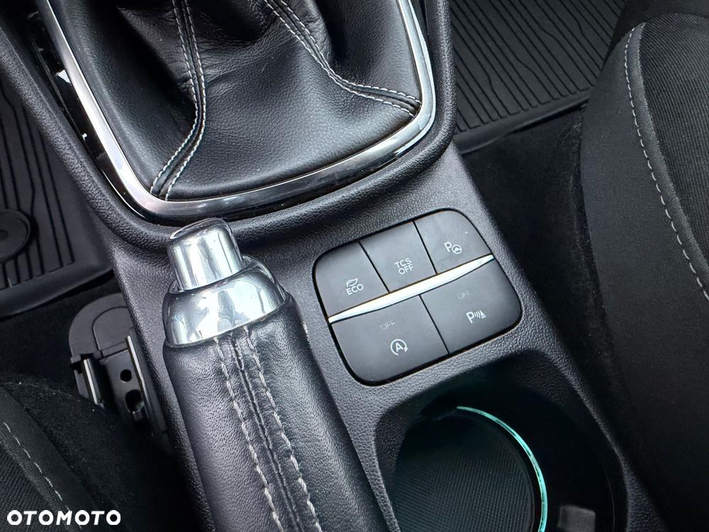Ford Fiesta 1.0 EcoBoost Titanium - 33