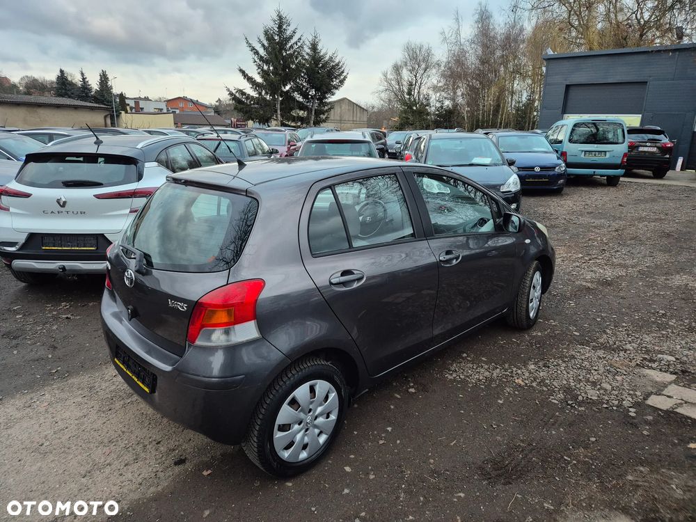 Toyota Yaris 1.33 VVT-i Sol - 5