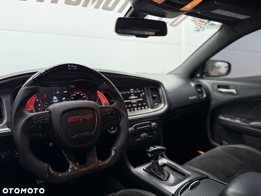 Dodge Charger 5.7 R/T Daytona - 26