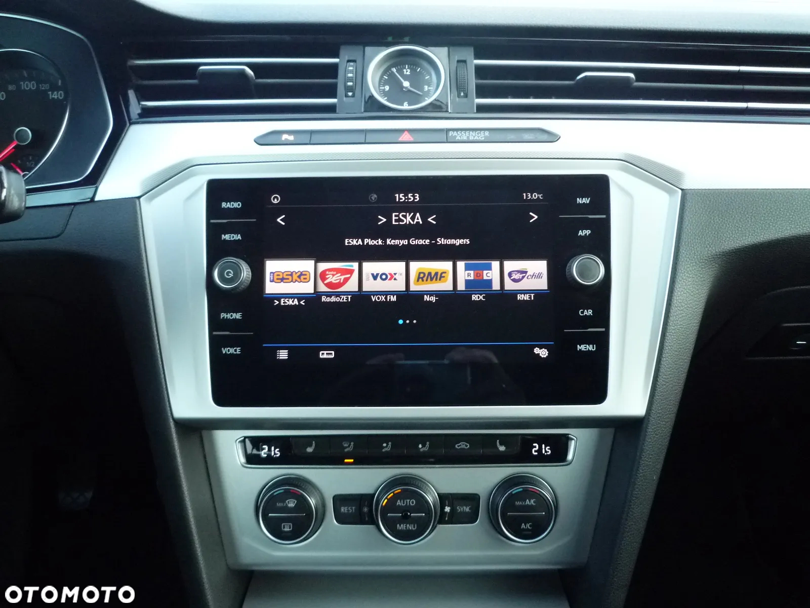 Volkswagen Passat 2.0 TDI BMT Trendline - 13