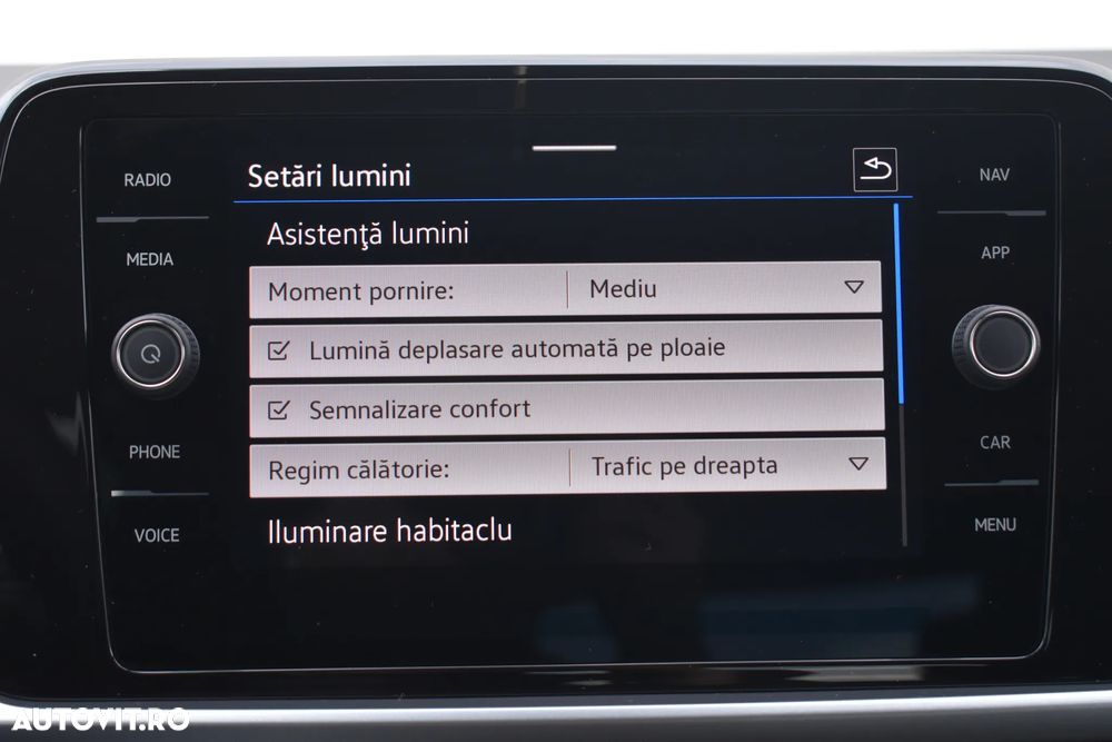 Volkswagen T-Roc 1.5 TSI DSG Life - 26