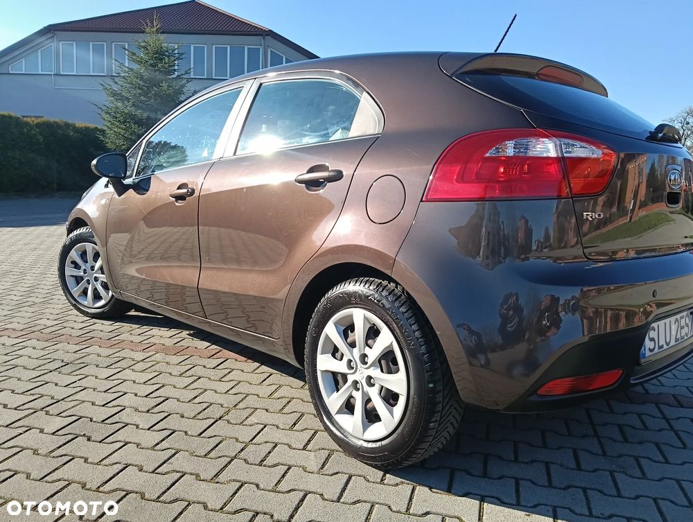 Kia Rio 1.2 M - 6