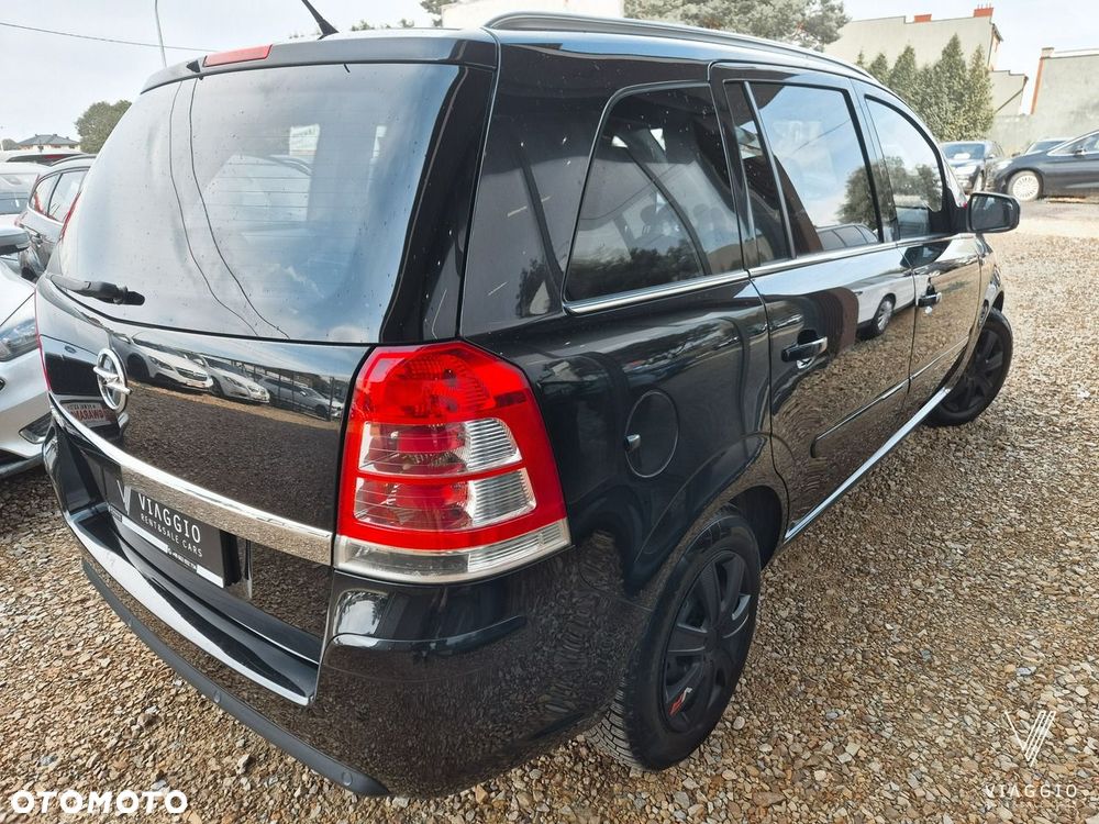 Opel Zafira 1.8 Family Plus - 4