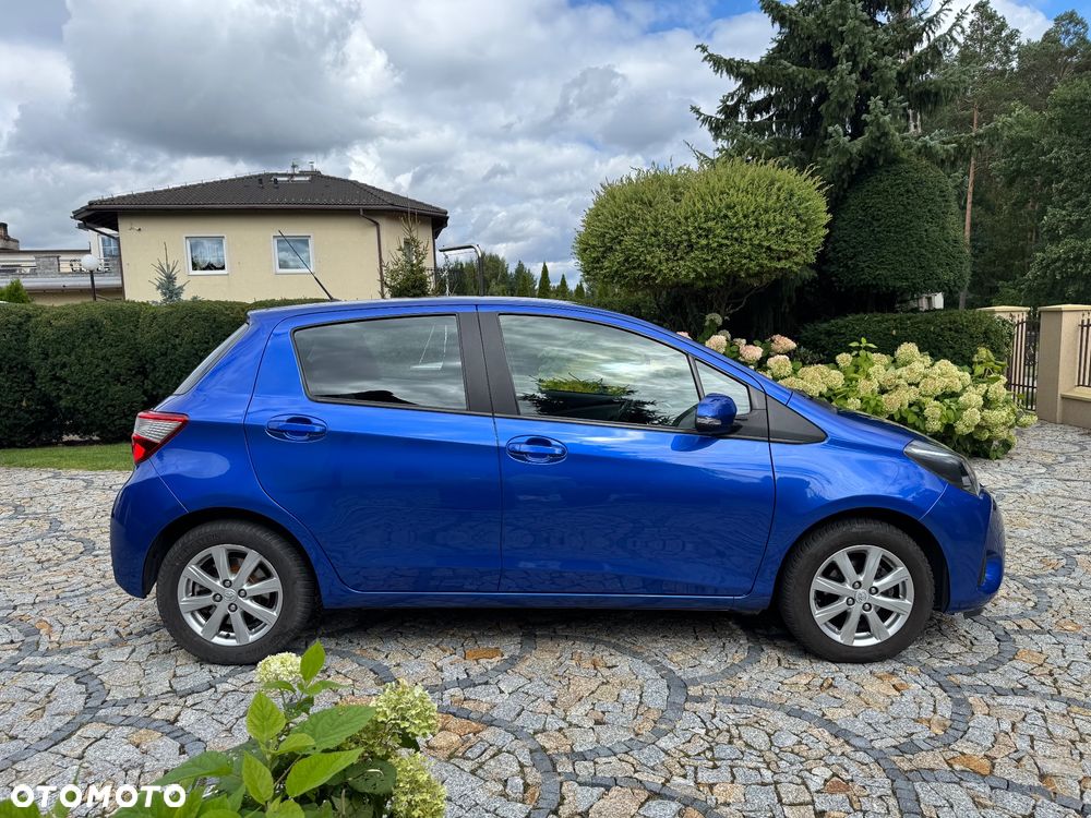 Toyota Yaris 1.0 Premium EU6 - 6