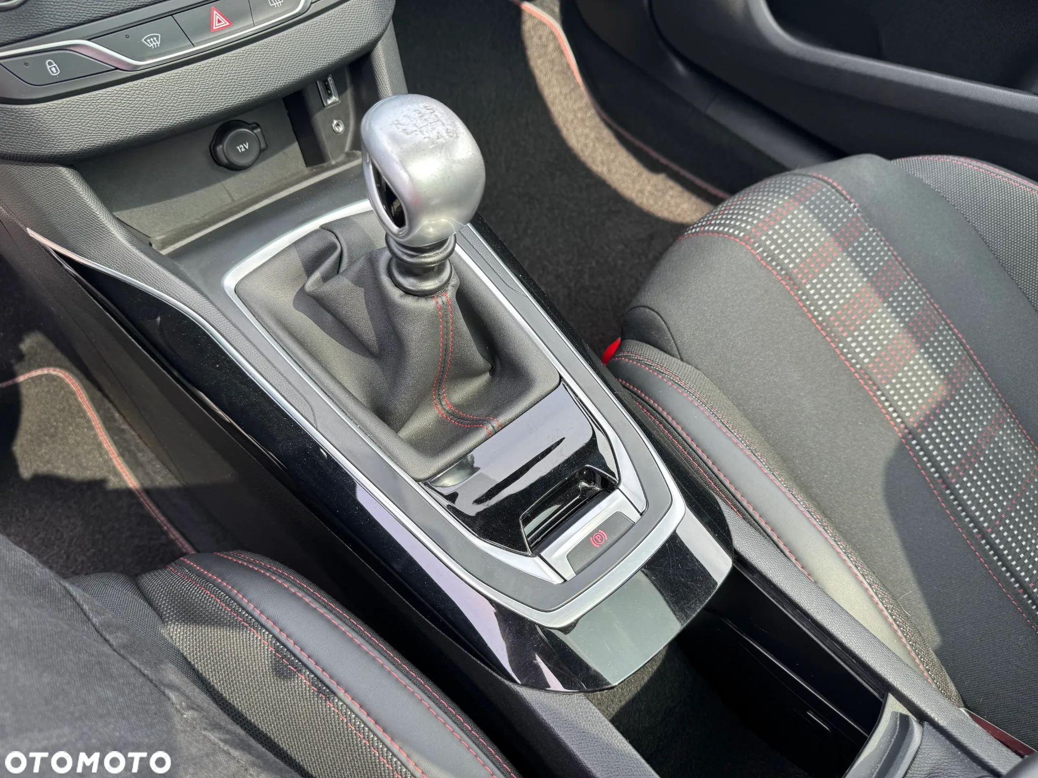 Peugeot 308 - 15