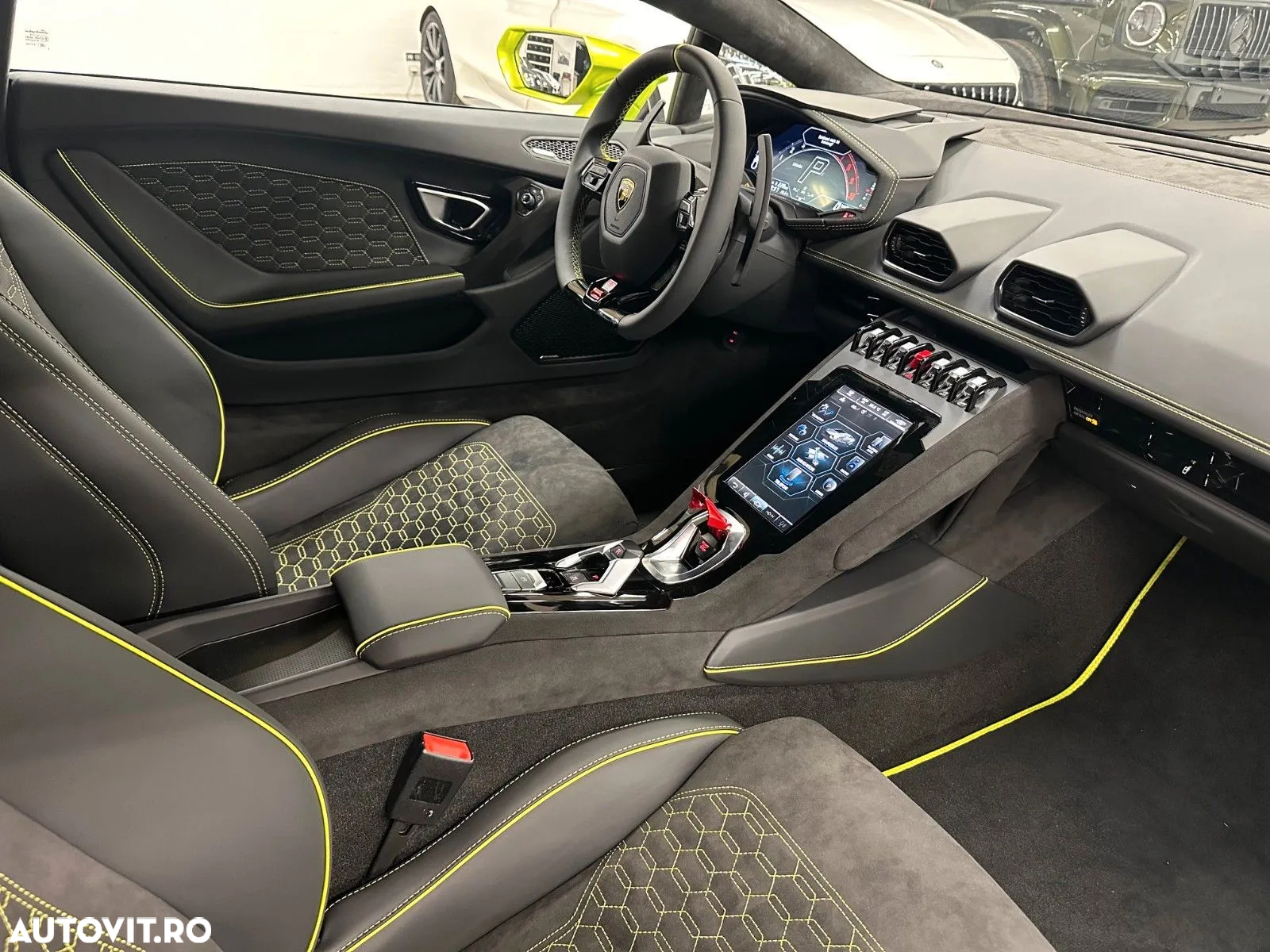 Lamborghini Huracan - 11