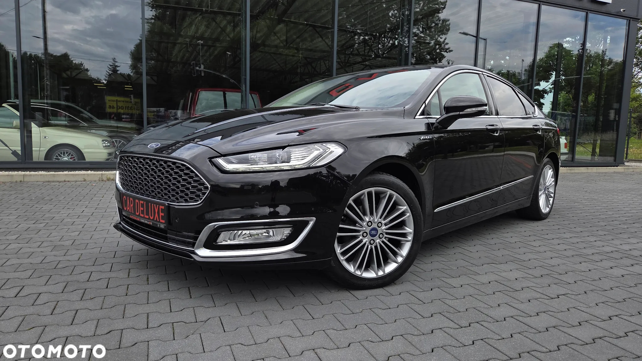 Ford Mondeo Vignale 2.0 EcoBoost - 32
