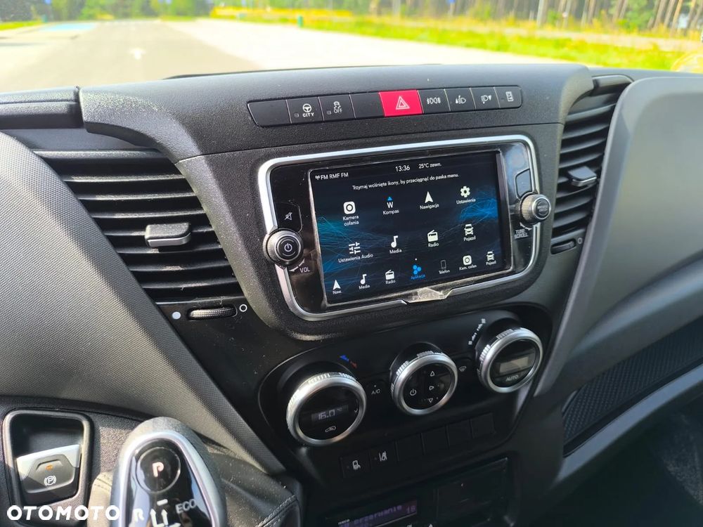 Iveco Daily 70C18 Sypialnia WINDA, 15 Palet, 2x Firana + Zsuwany Dach + Reg Wysokość! - 28
