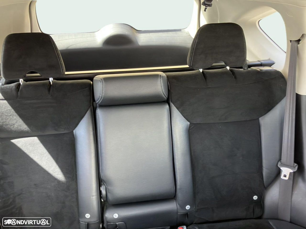 Honda CR-V 1.6 i-DTEC Lifestyle C.Navi - 20