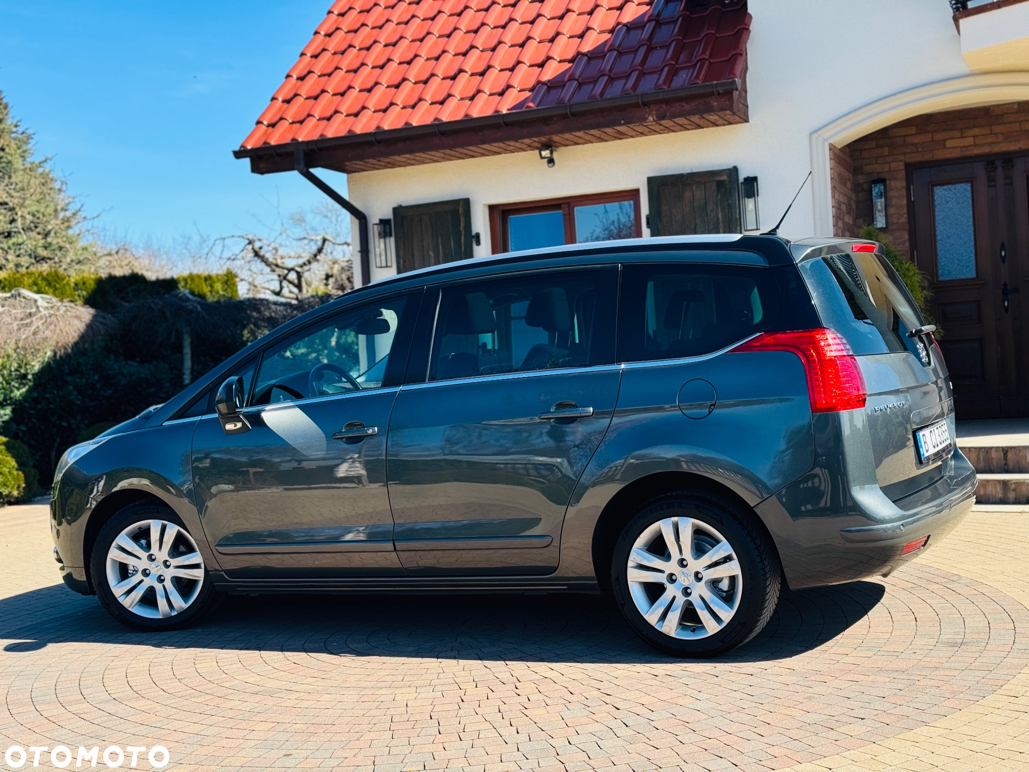 Peugeot 5008 1.6 e-HDi Active S&S 7os - 16