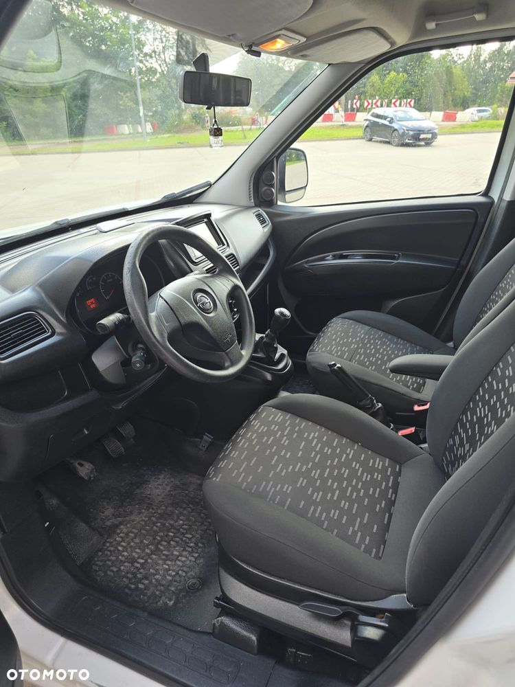 Opel Combo - 18