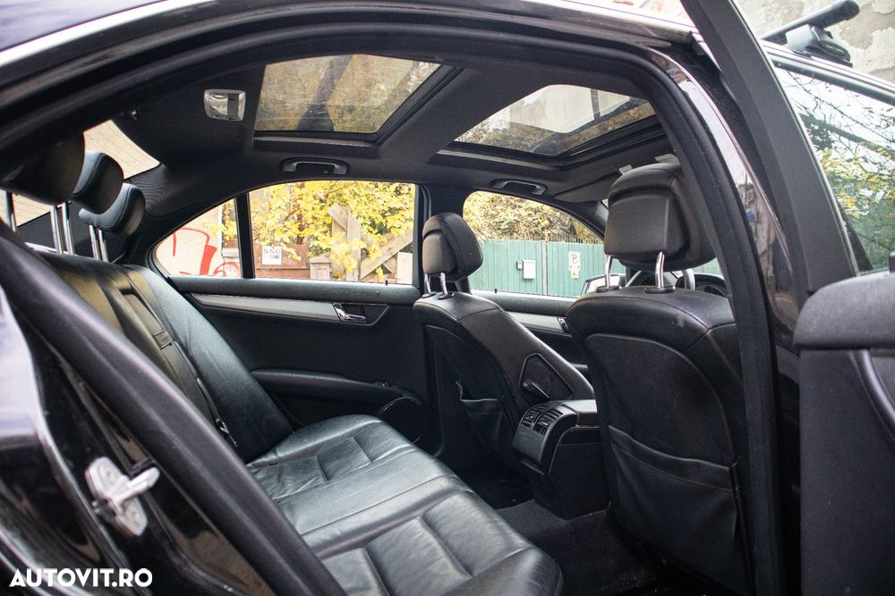 Mercedes-Benz C 220 CDI DPF BlueEFFICIENCY SPORT EDITION - 7