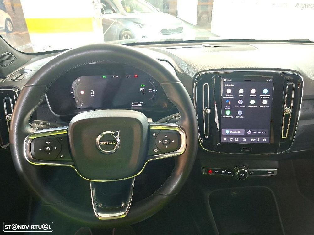 Volvo XC 40 Recharge Core - 7