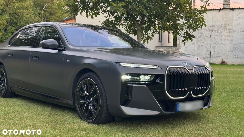 BMW Seria 7 750e PHEV xDrive Individual Edition sport - 1
