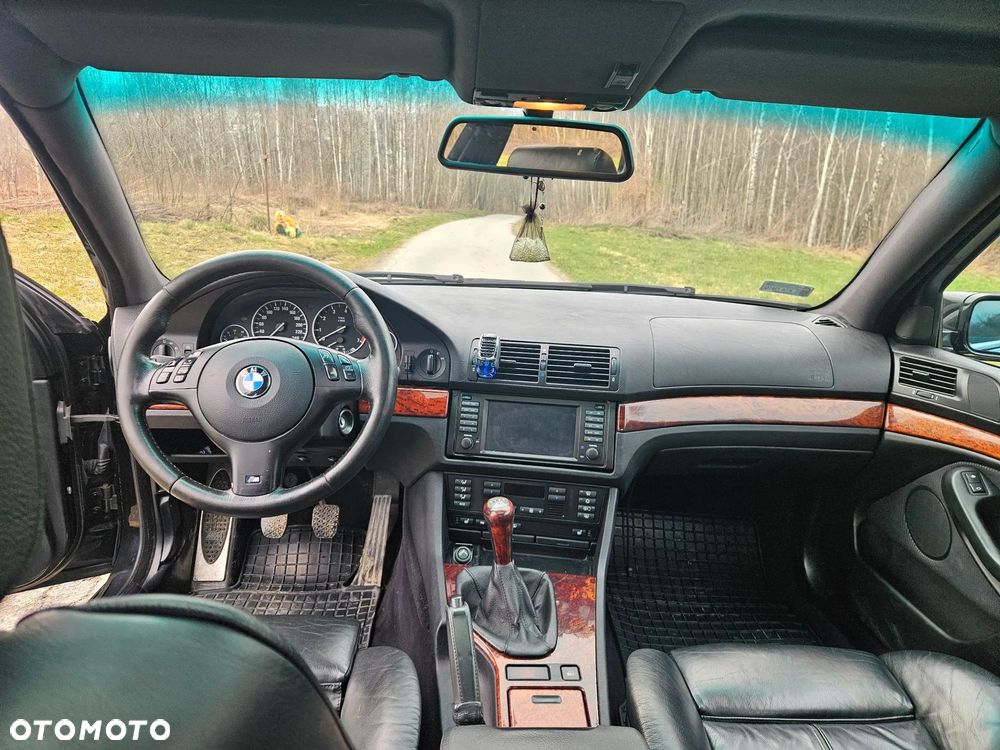 BMW Seria 5 - 12