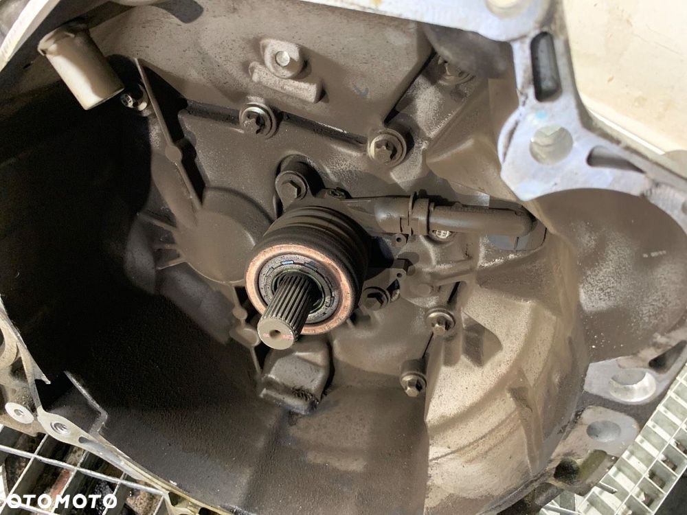 SKRZYNIA BIEGÓW  DACIA SANDERO II 2012 - 2022 1.0 SCe 75 54 kW [73 KM] benzyna 2016 - 2022 JH3372 - 7