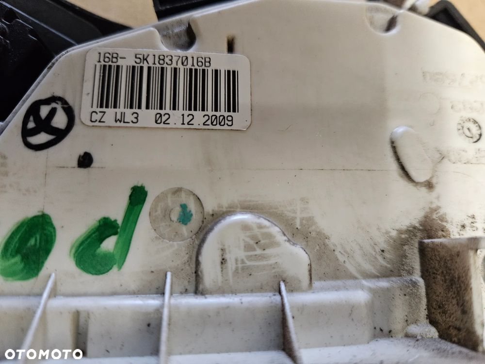 VW Polo 6R  zamek drzwi przód przednich prawy lewy  5K1837015 5K1837016 B - 3