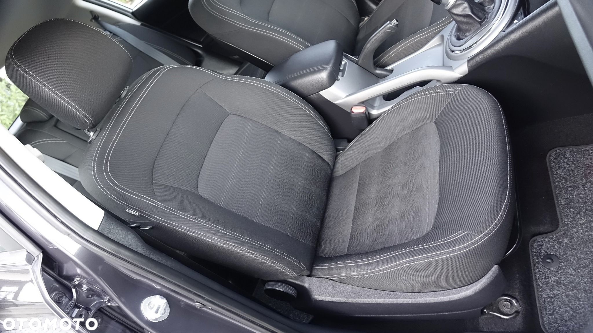 Kia Sportage 1.7 CRDI M 2WD - 31