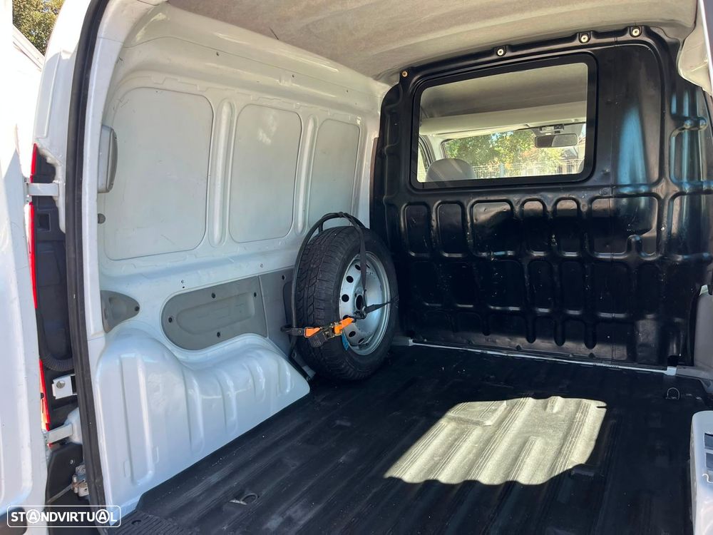 Renault Kangoo 1.9 dCi G. Confort 4x4 - 24