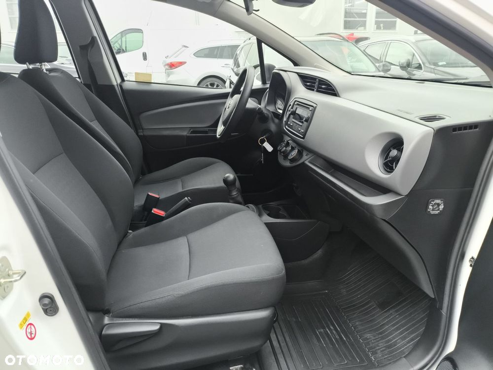 Toyota Yaris - 9