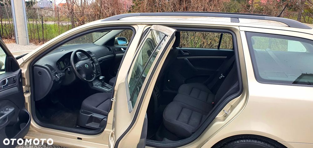 Skoda Octavia 2.0 FSI Automatik Elegance - 8