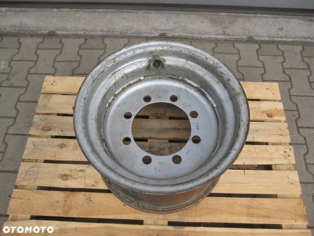 Felga stalowa 13x20 ET 10 Terex 8 szpilek - 4