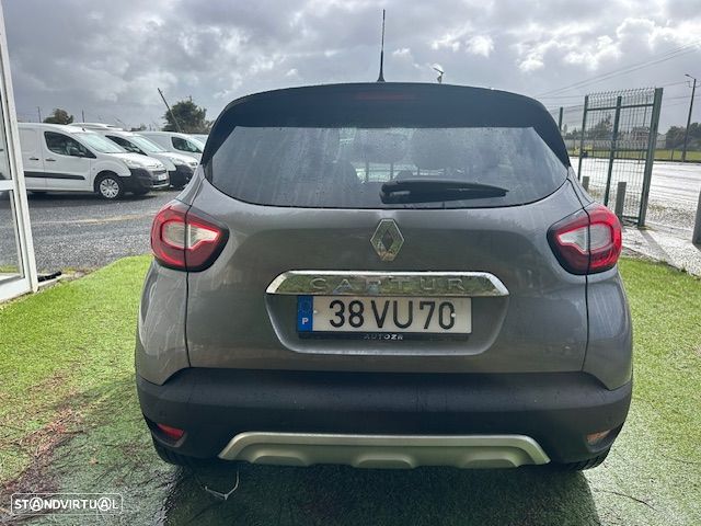Renault Captur 1.5 dCi Exclusive - 6