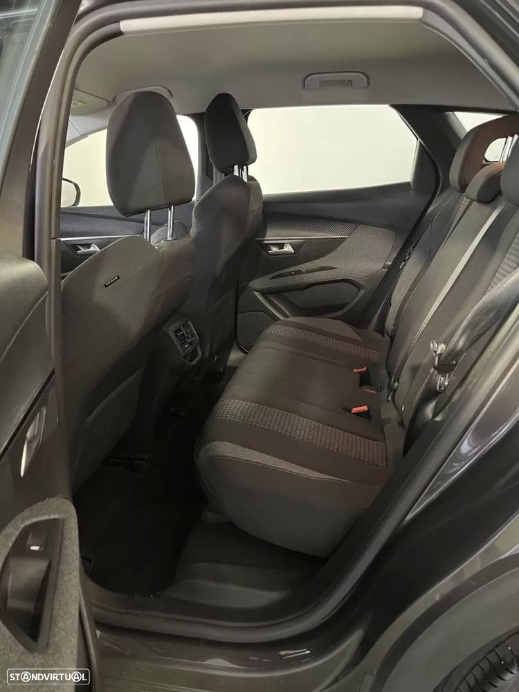 Peugeot 3008 1.5 BlueHDi Active Pack - 19