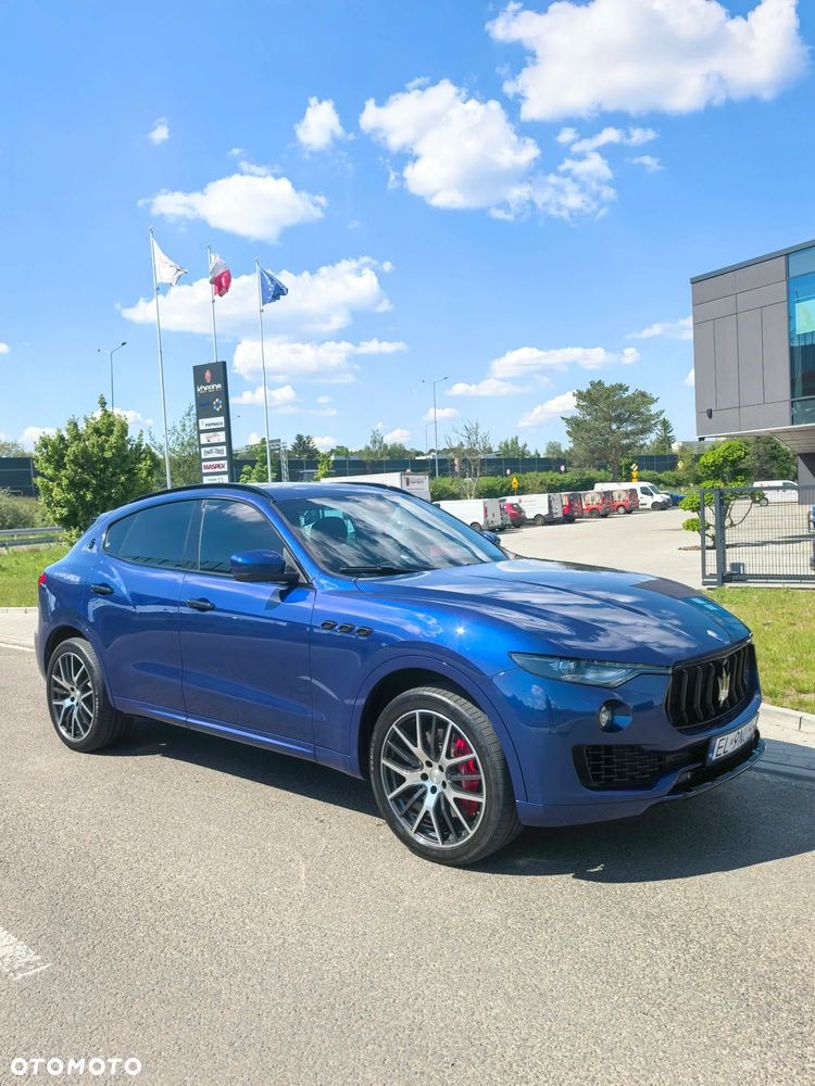Maserati Levante S Q4 - 1