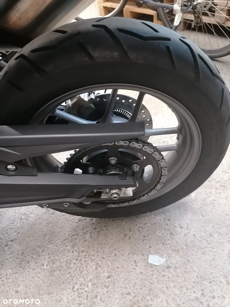 Triumph Tiger - 8