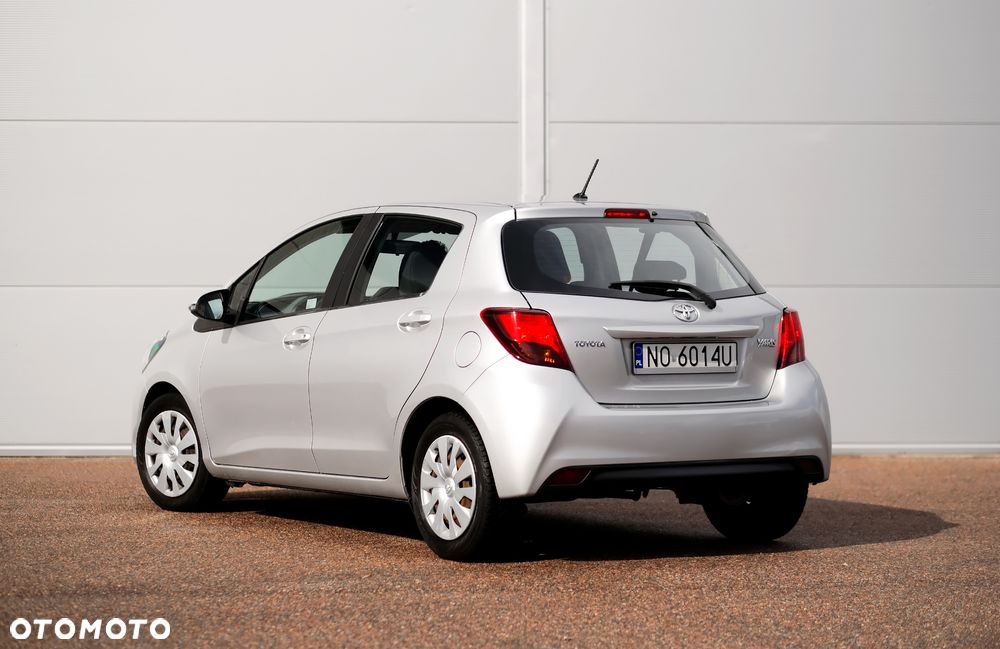 Toyota Yaris 1.0 Premium EU6 - 3