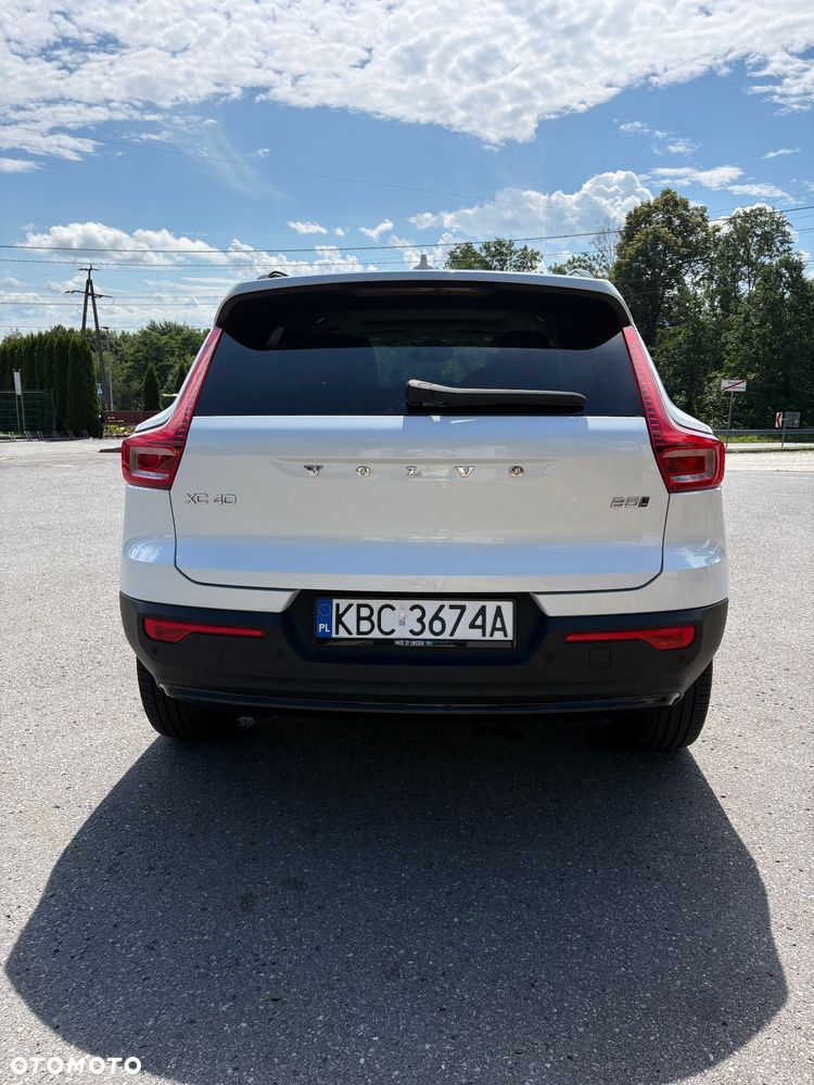 Volvo XC 40 B5 AWD Ultimate Dark - 5