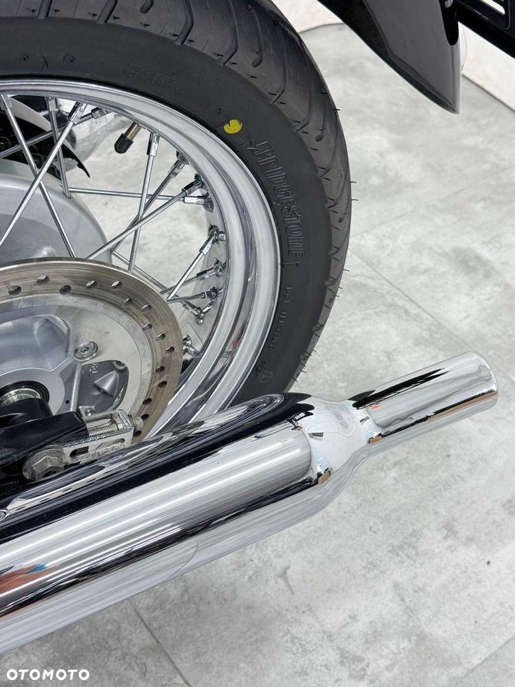 Triumph Bonneville - 20