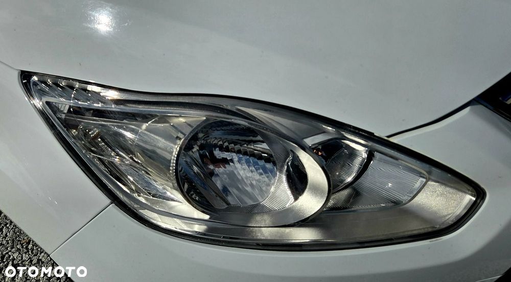 Ford C-MAX - 13