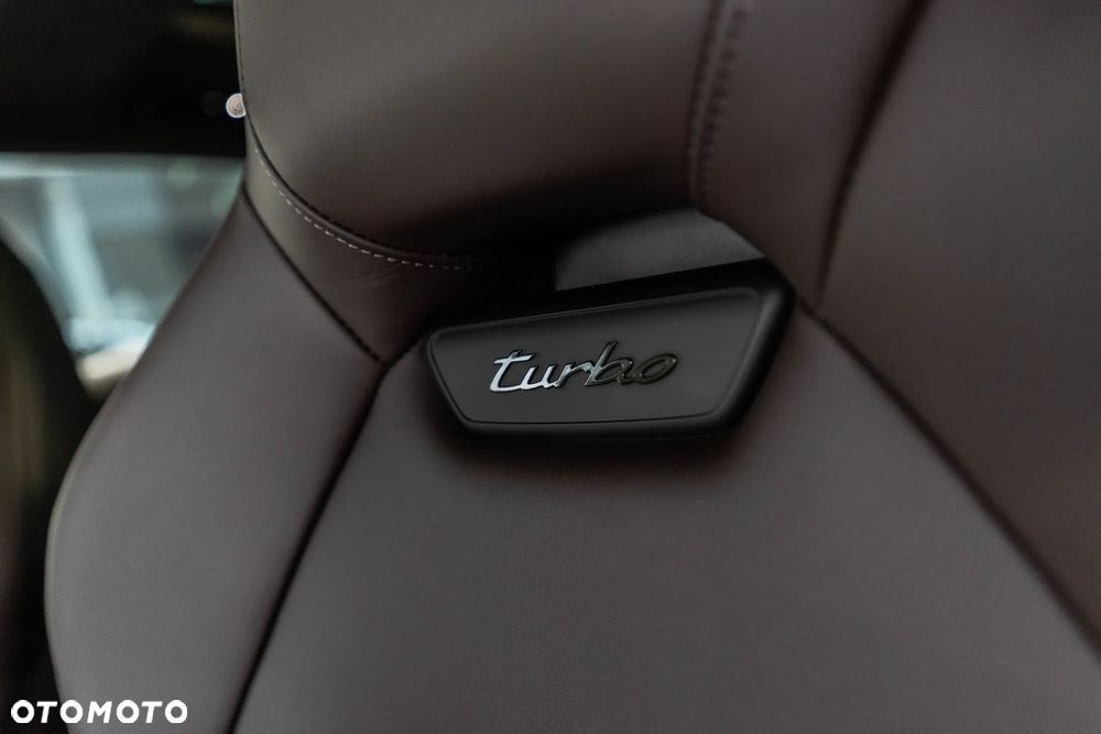 Porsche Panamera Turbo E-Hybrid PHEV - 28